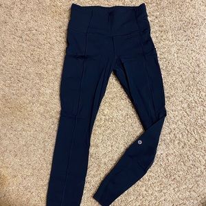 Lululemon size 4 fast n free tights